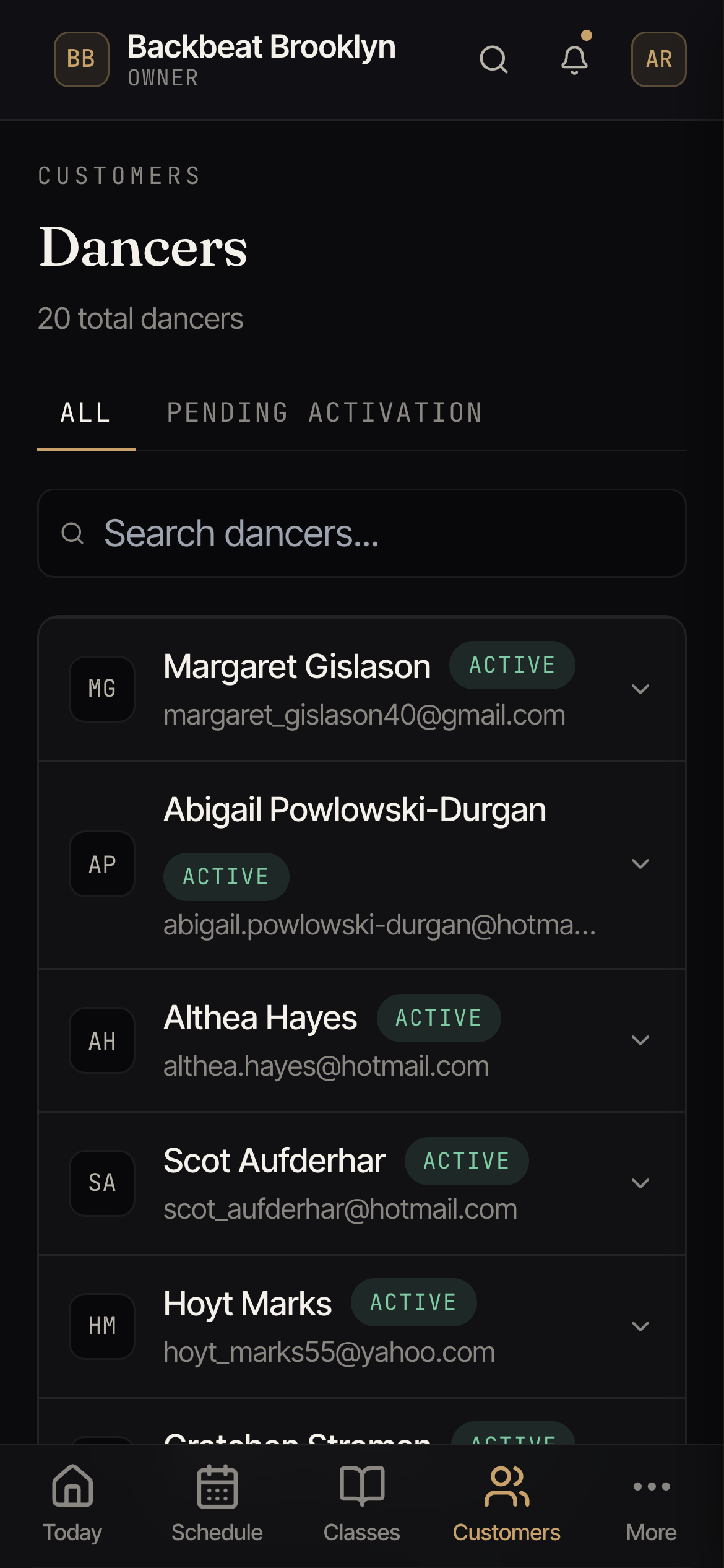 The customer directory listing people with their contact details, tags, join date, and status.